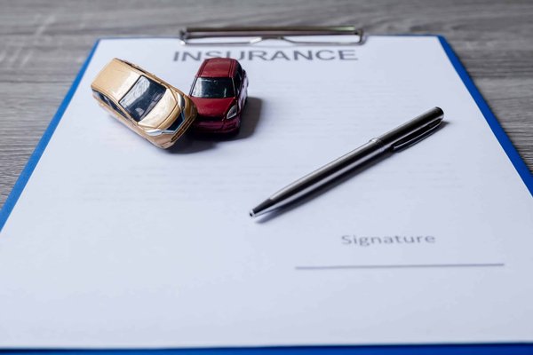 Assurance auto sinistré : les différentes garanties possibles